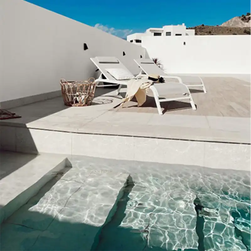 carrelage piscine grand format